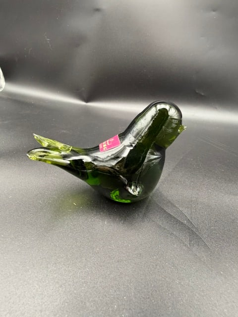 Viking Green Glass Bird Chipped - Beak & Tail (1 of 9)