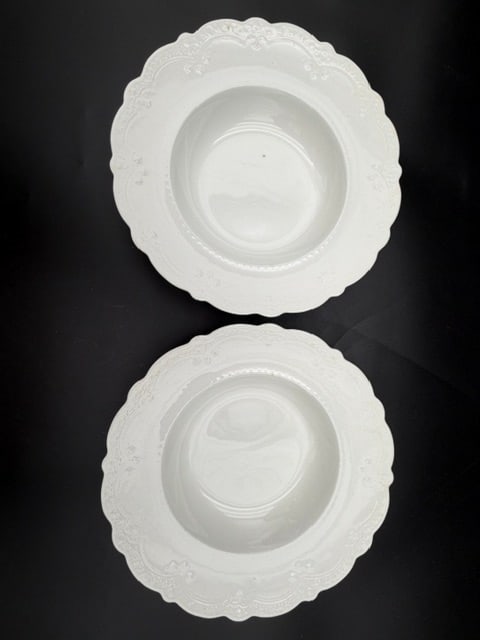 Johnson Bros bowls Set of 2: 2 Johnson Bros Bowls - Set of 2