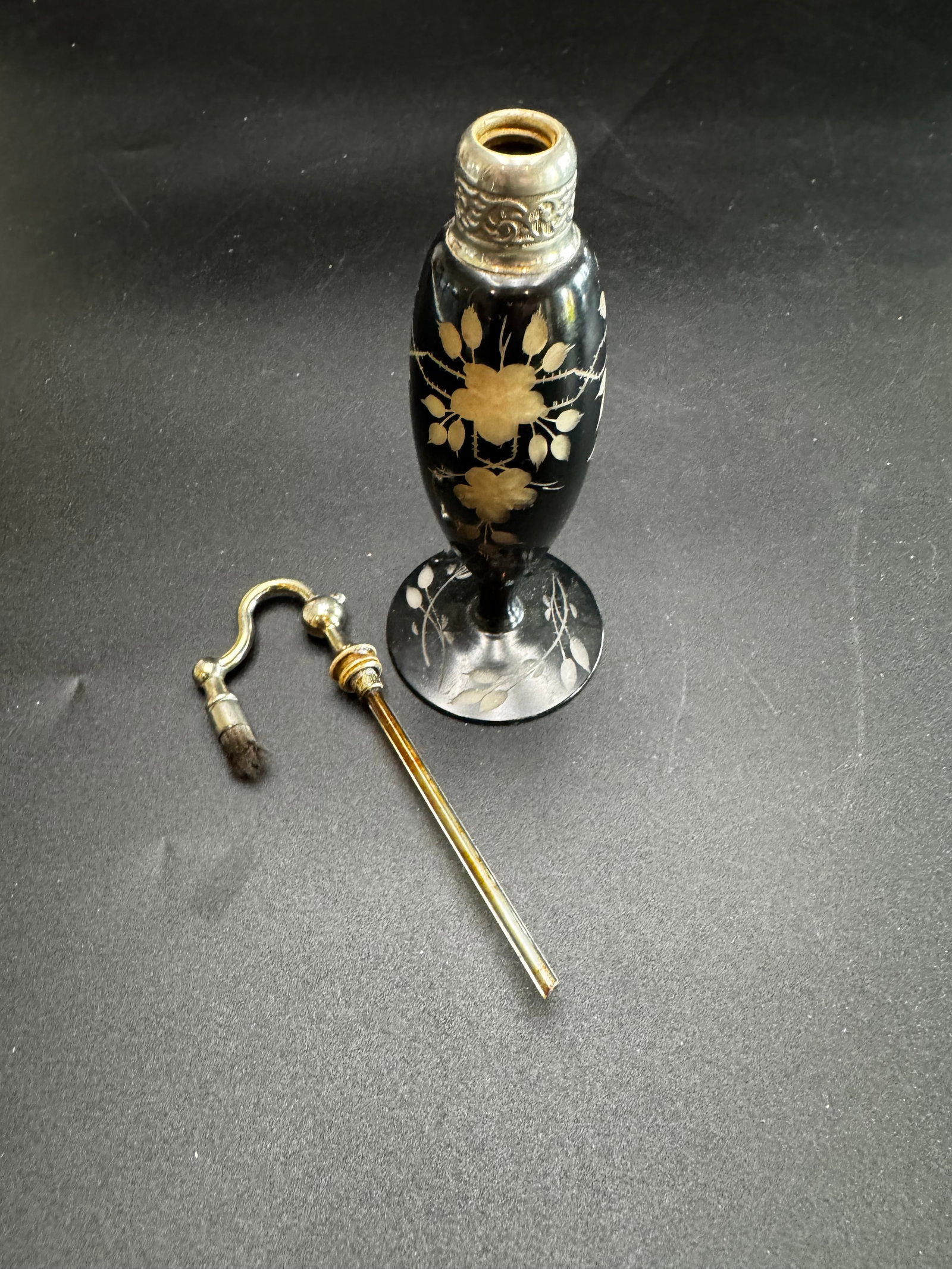 Vintage Art Deco Perfume Atomizer - 3