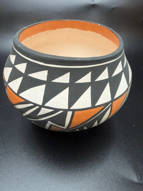 Handmade and Signed Native American Acoma Pueblo Polychrome Pottery Olla Jar (1 of 8)