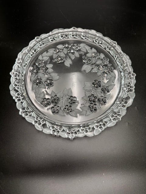 Vintage Mikasa Carmen Crystal Torte Plate: This is a Mikasa Carmen crystal torte plate produced by Walther Glas, featuring a frosted & embossed leaf and berry design. The item has its original box.