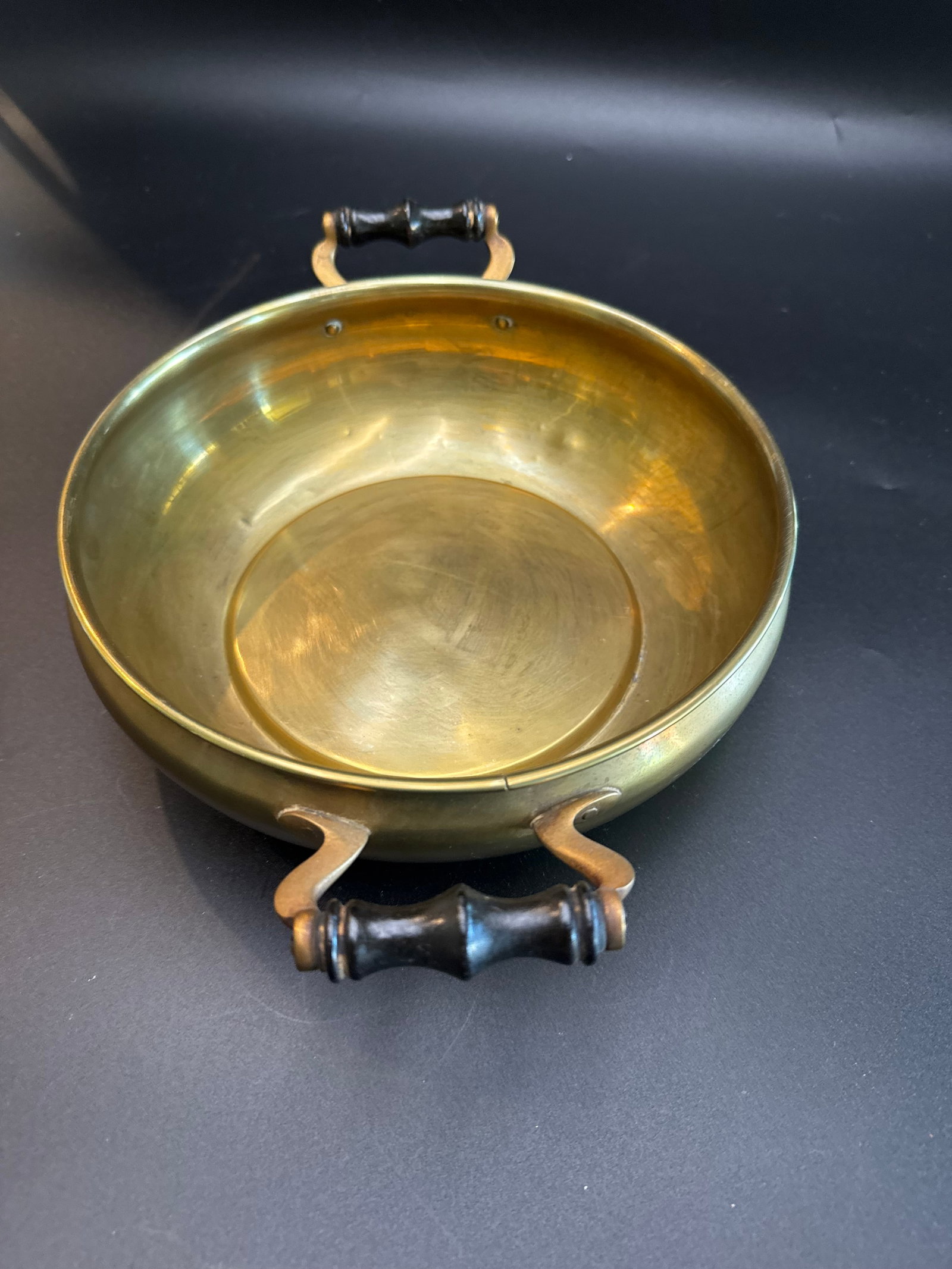 19th Century Continental Brass Basin - 3