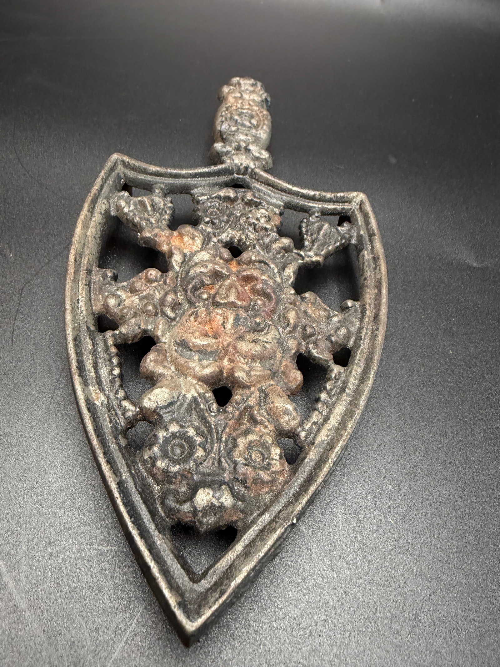 Wilton Cast Metal Trivet - 2