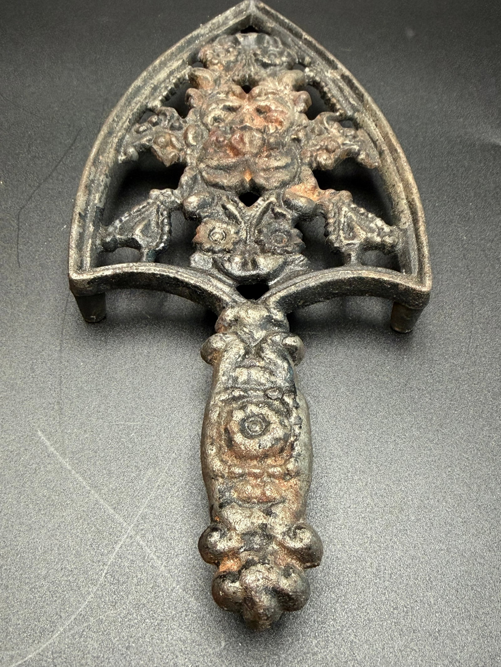 Wilton Cast Metal Trivet - 3