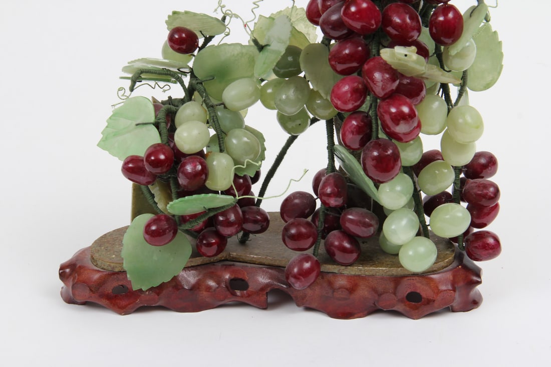 Jade Grape Tree Sculpture - 3
