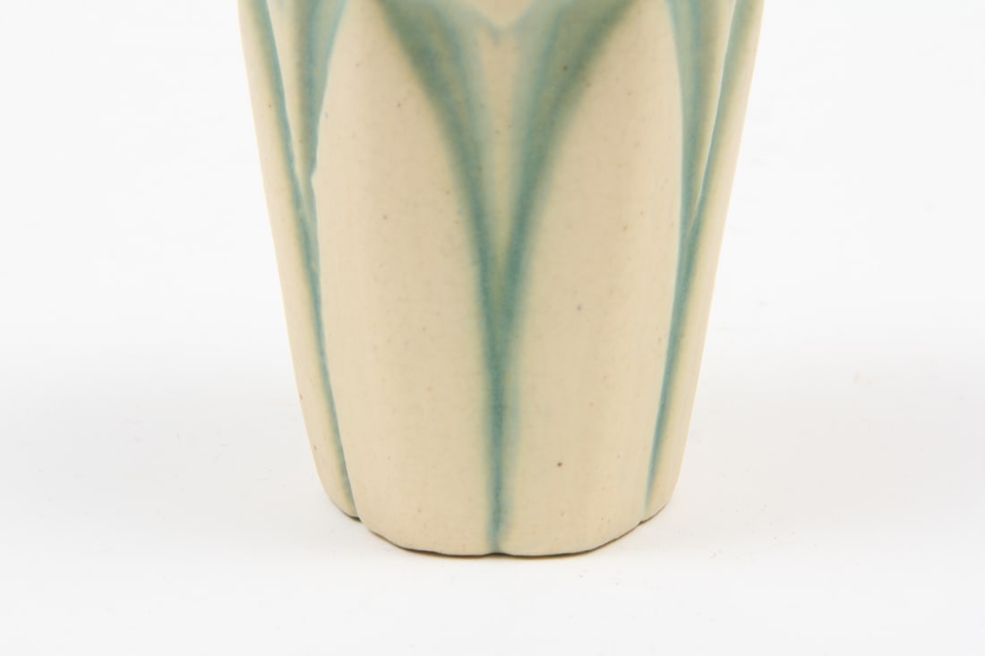 Brush Mccoy Vases - 7