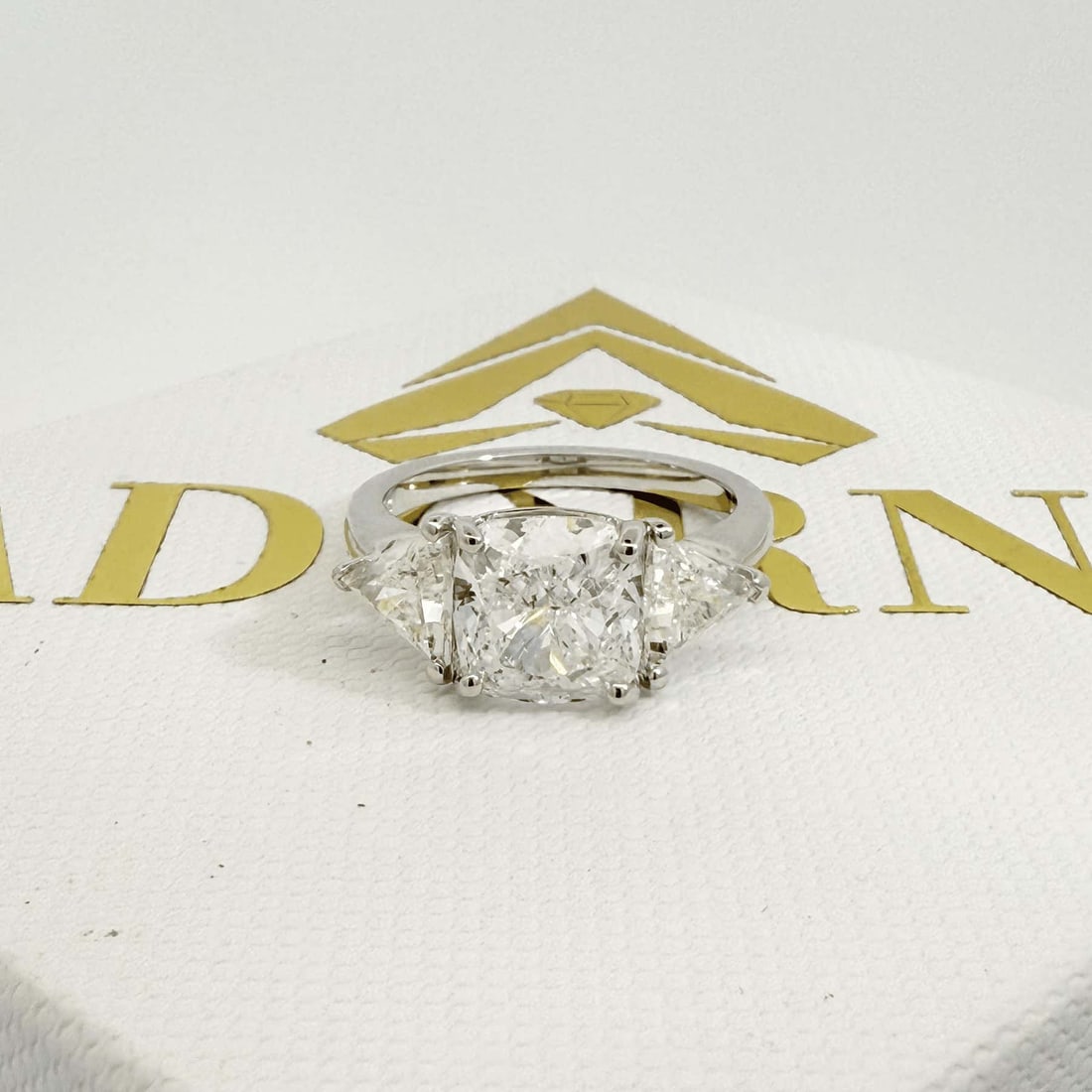 18K Cushion Cut Engagement Ring - 3