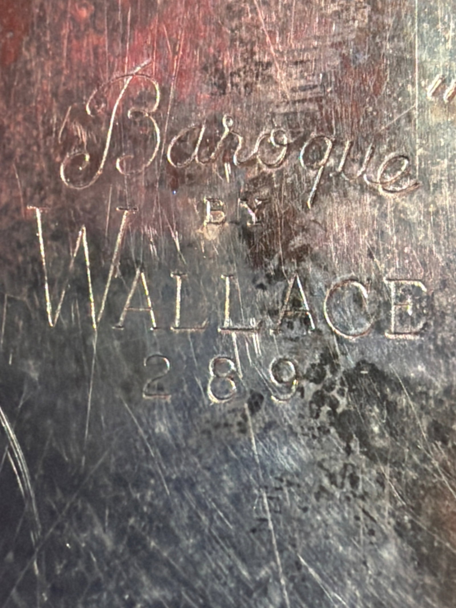 A Vintage Wallace "Baroque" Silverplated Round Divided Serving Platter / Hors d'Oeuvres Tray, Model (1 of 6)