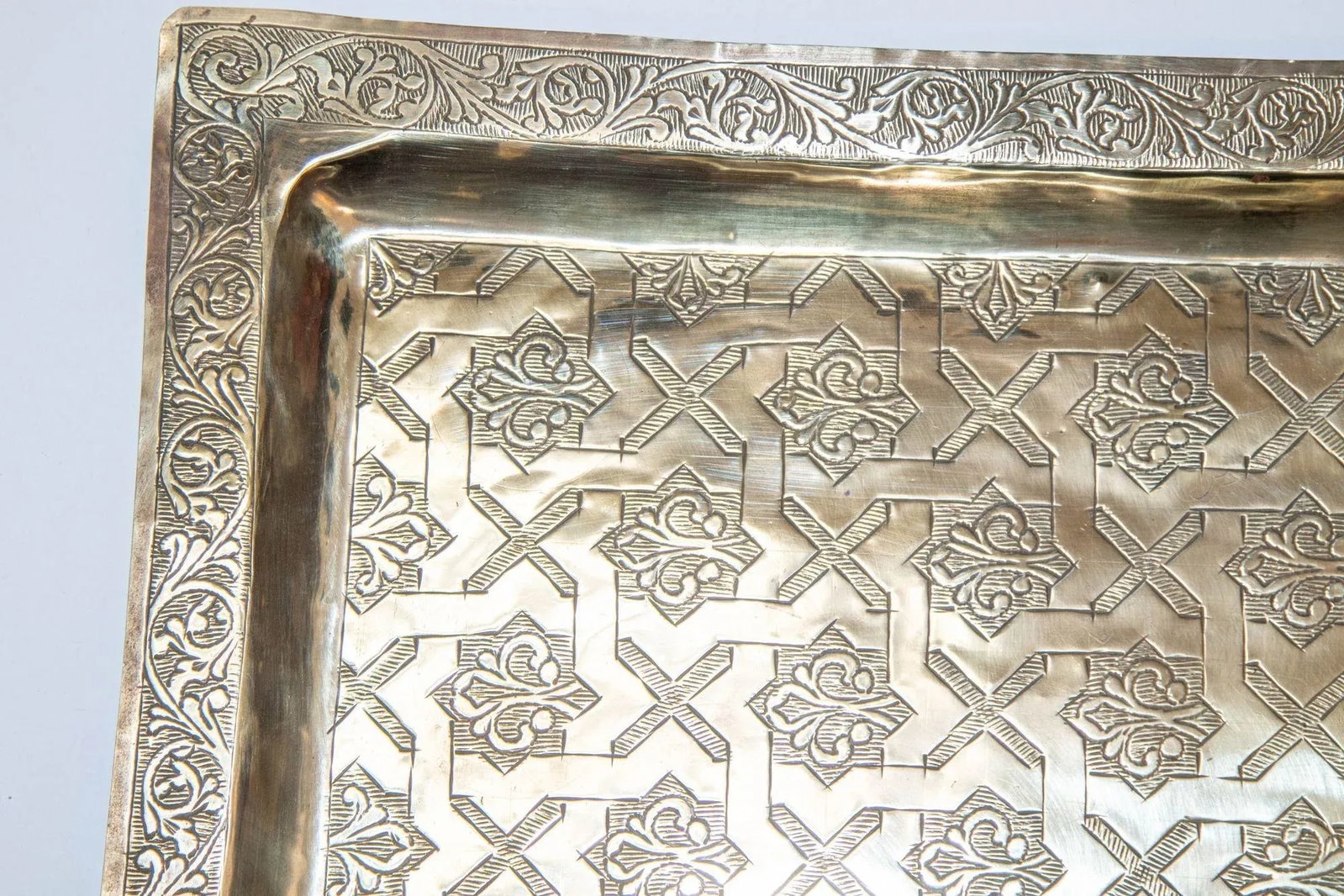 1940s Moroccan Brass Tray Rectangular Shape Polished Gold Brass Serving Platter - 3