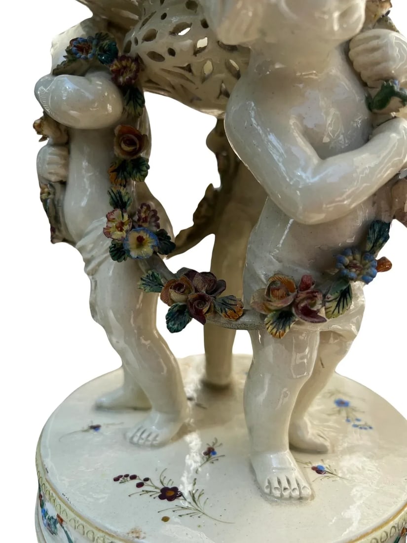 19th Century French Tin Glazed Creamware Centerpiece Adorned With Putti Supports - 8
