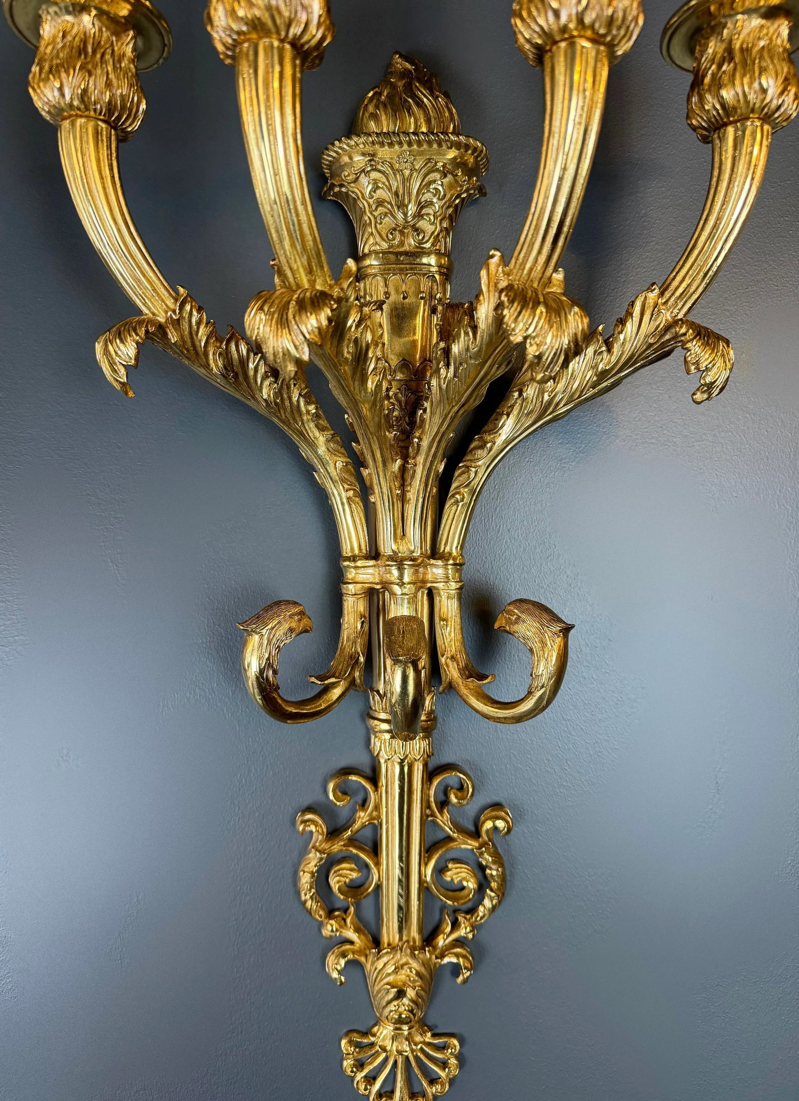 21st Century Large Art Deco Tradition Gold Brass Wall Lamp - 5