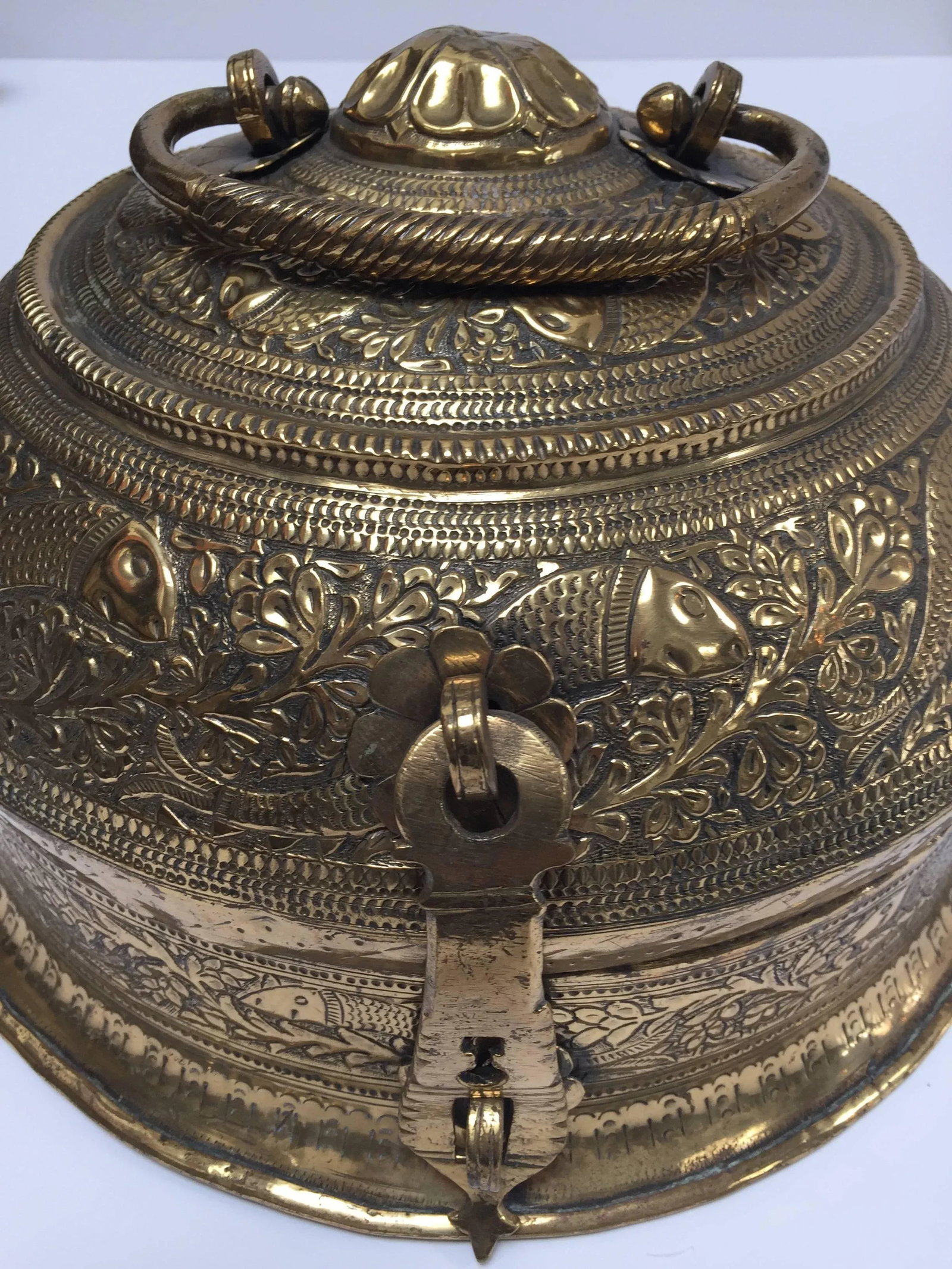 Mid 19th Century Decorative Large Round Anglo-Indian Brass Box Tea Caddy - 2
