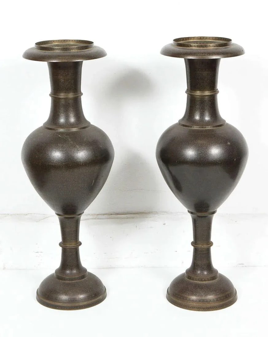 Kashmiri Indo-Persian Lacquered Copper Vases - a Pair - 10