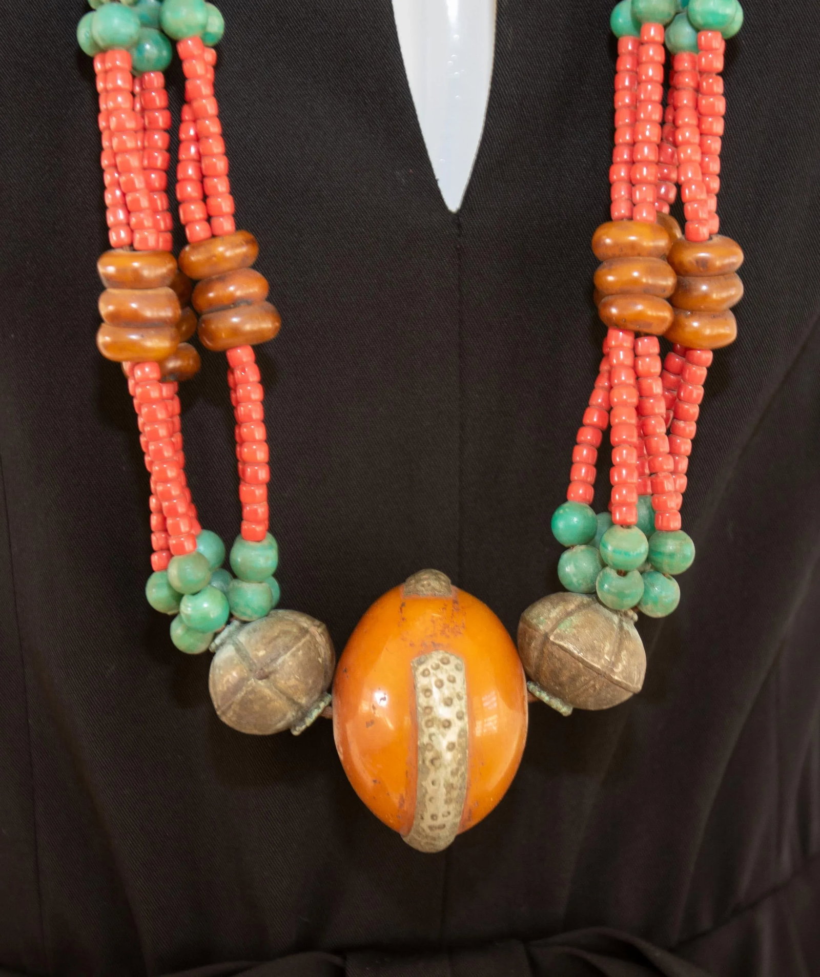 Vintage Moroccan Amber Resin Berber Wedding Necklace Wall Decor - 7