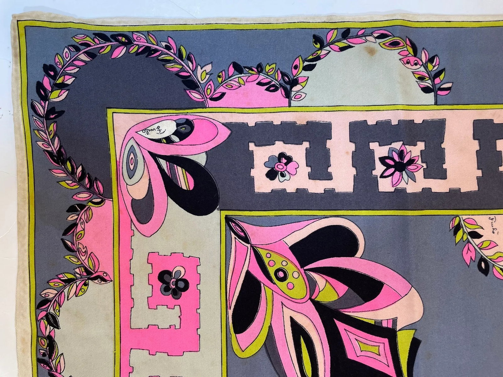 Vintage Pucci Silk Scarf in Pink and Blue Circa 1970 - 3