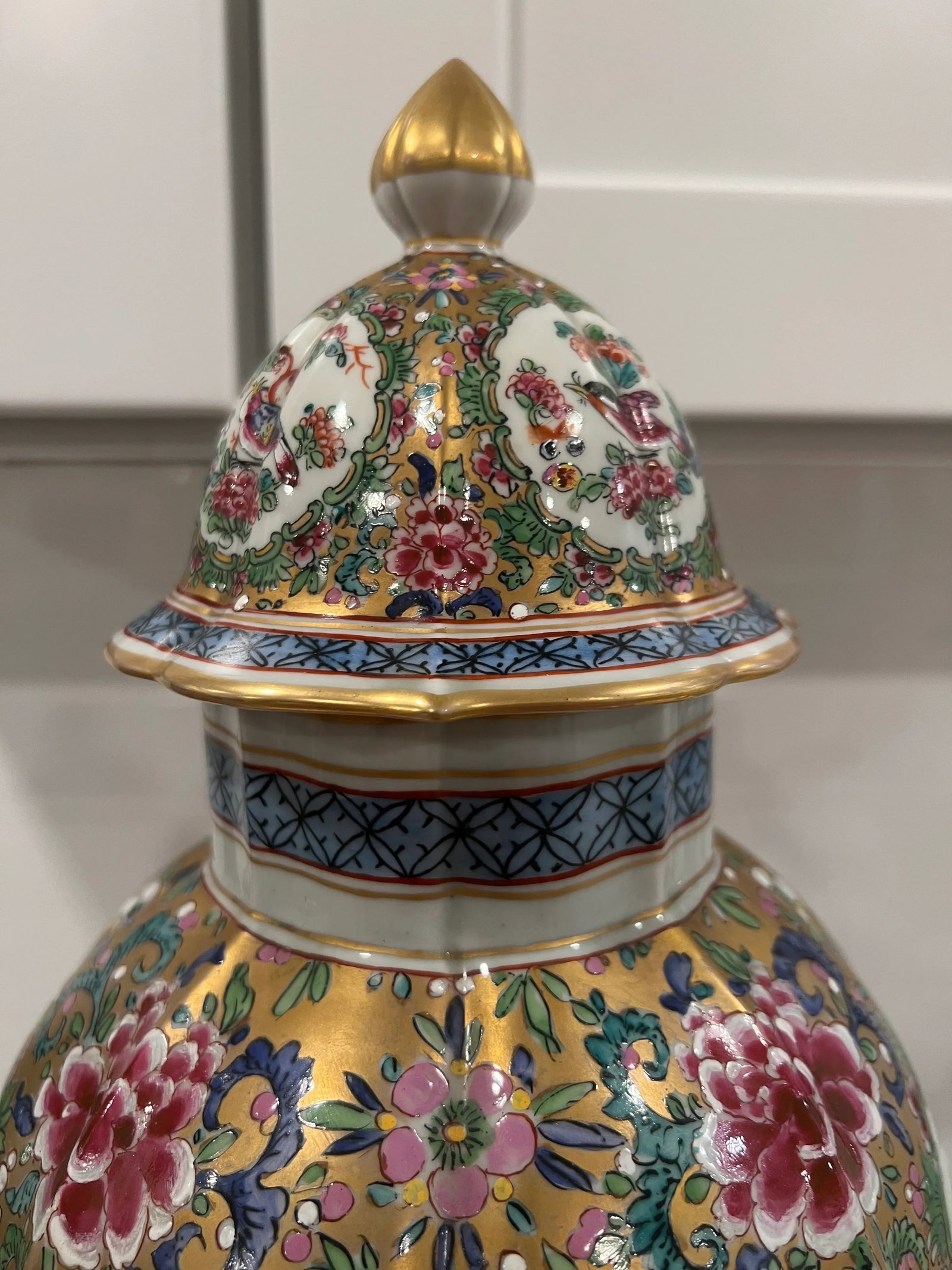 Pair, Samson French Porcelain Famille Rose Medallion Pallet Porcelain Urns - 9