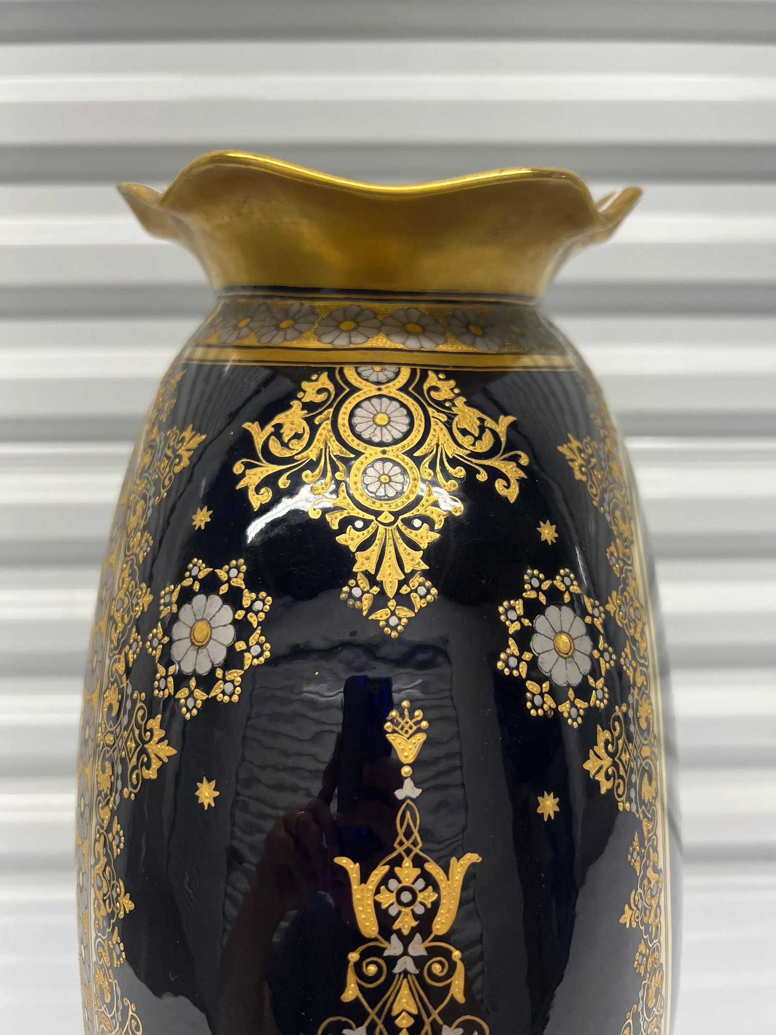 Exhibition Quality English Coalport Porcelain "Crane" Japonesque Enamel Vase - 9