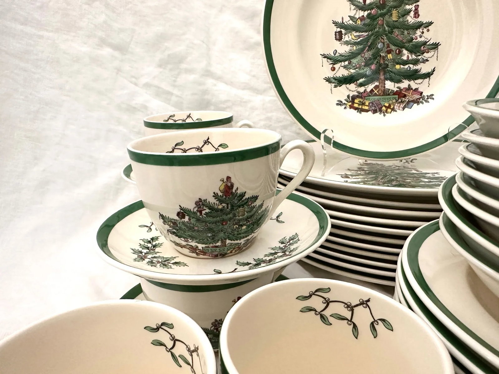 Vintage Spode "Christmas Tree" Dinnerware Set of 66 - 10