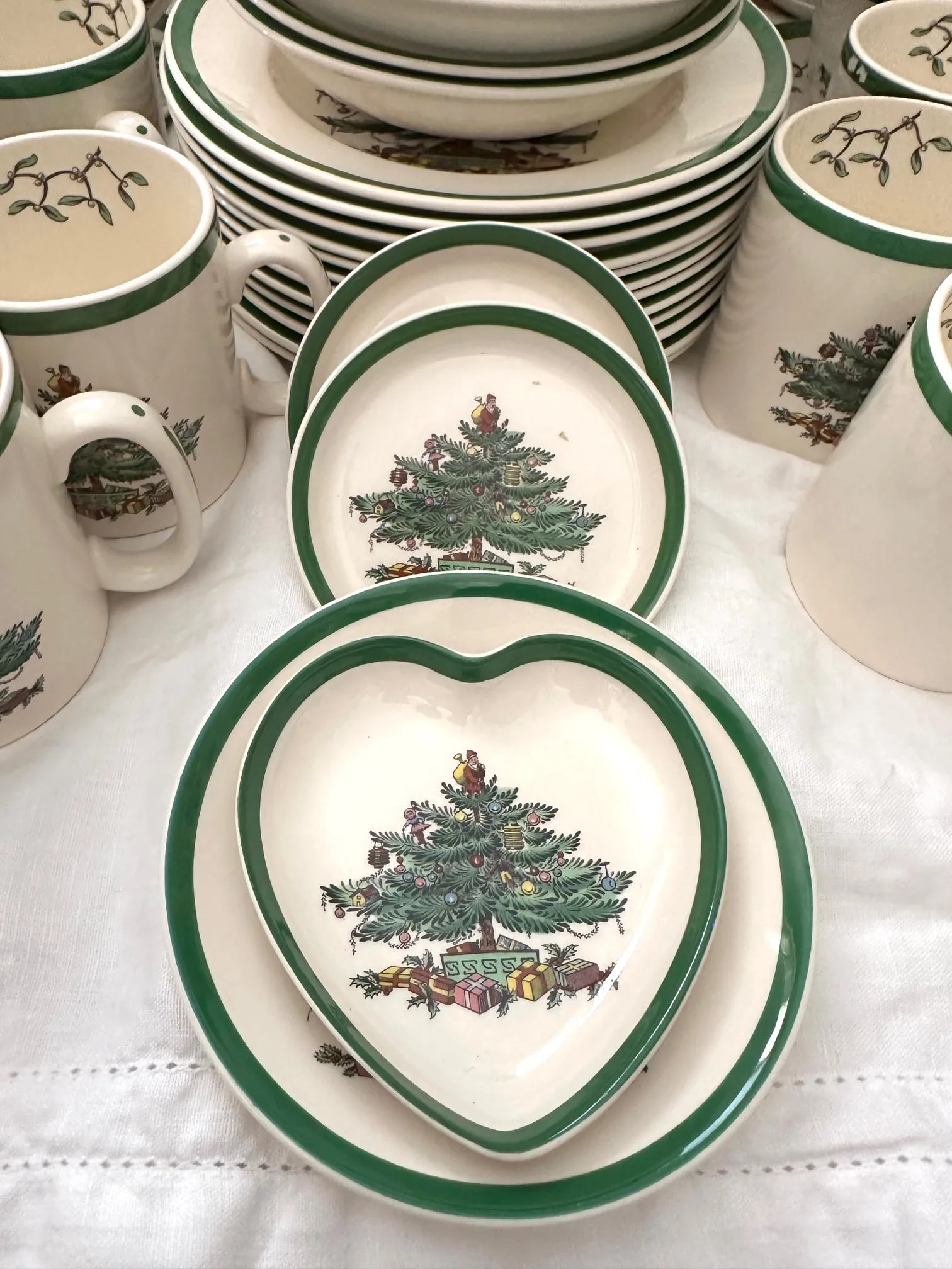 Vintage Spode "Christmas Tree" Dinnerware Set of 66 - 2