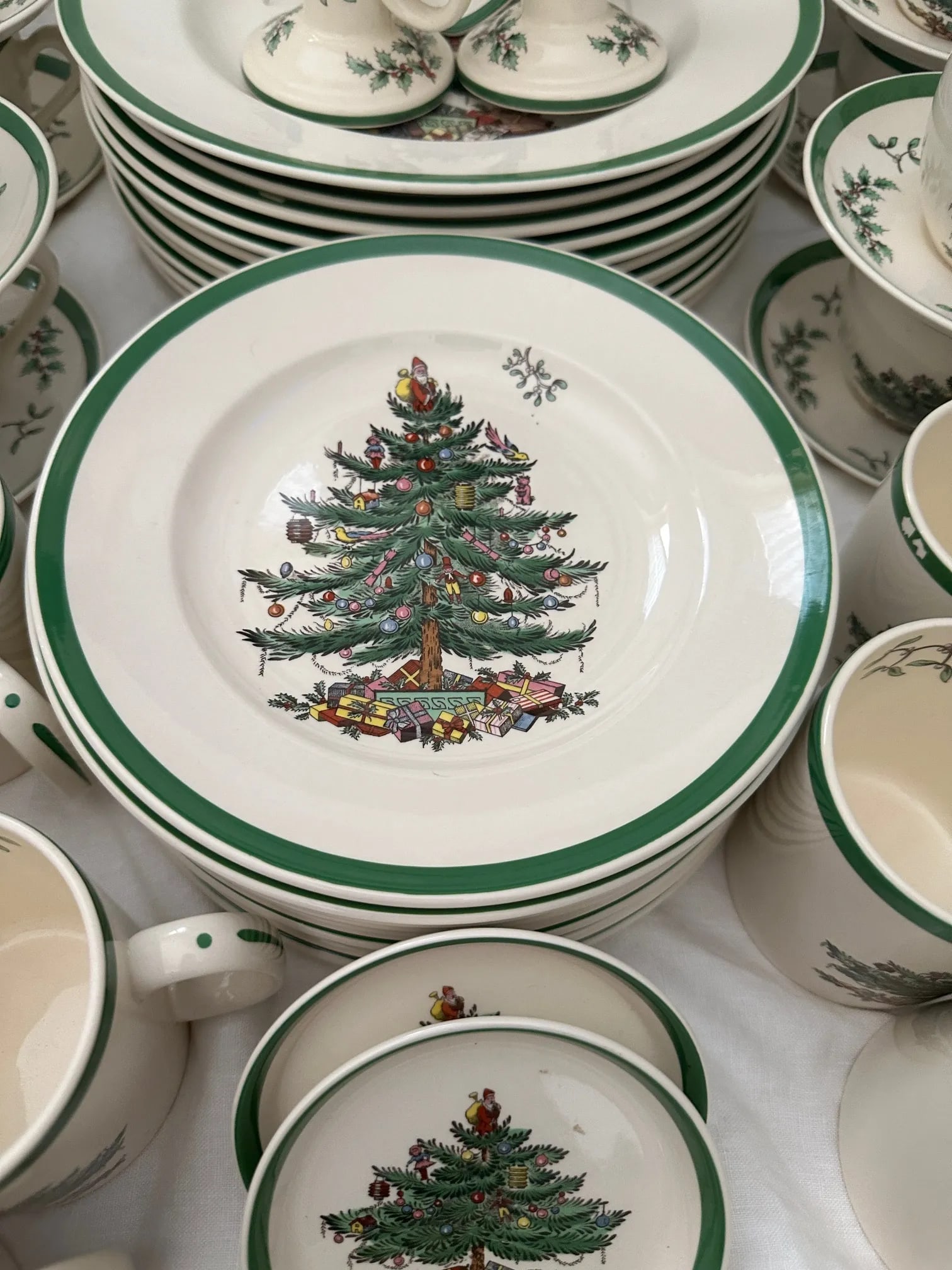 Vintage Spode "Christmas Tree" Dinnerware Set of 66 - 4
