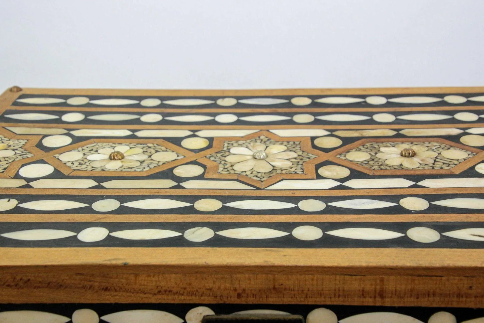Moroccan Dowry Box Inlaid With White Camel Bone Rectangular Carved Wood Trunk - 9
