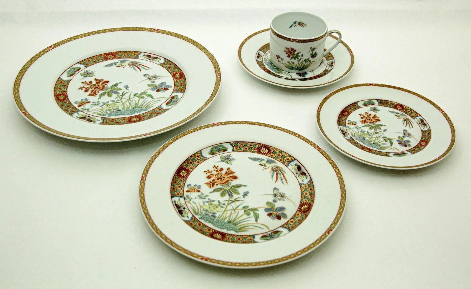 Chef d'Oeuvre by Bernardaud Limoges France Porcelain Set of 5 - 3