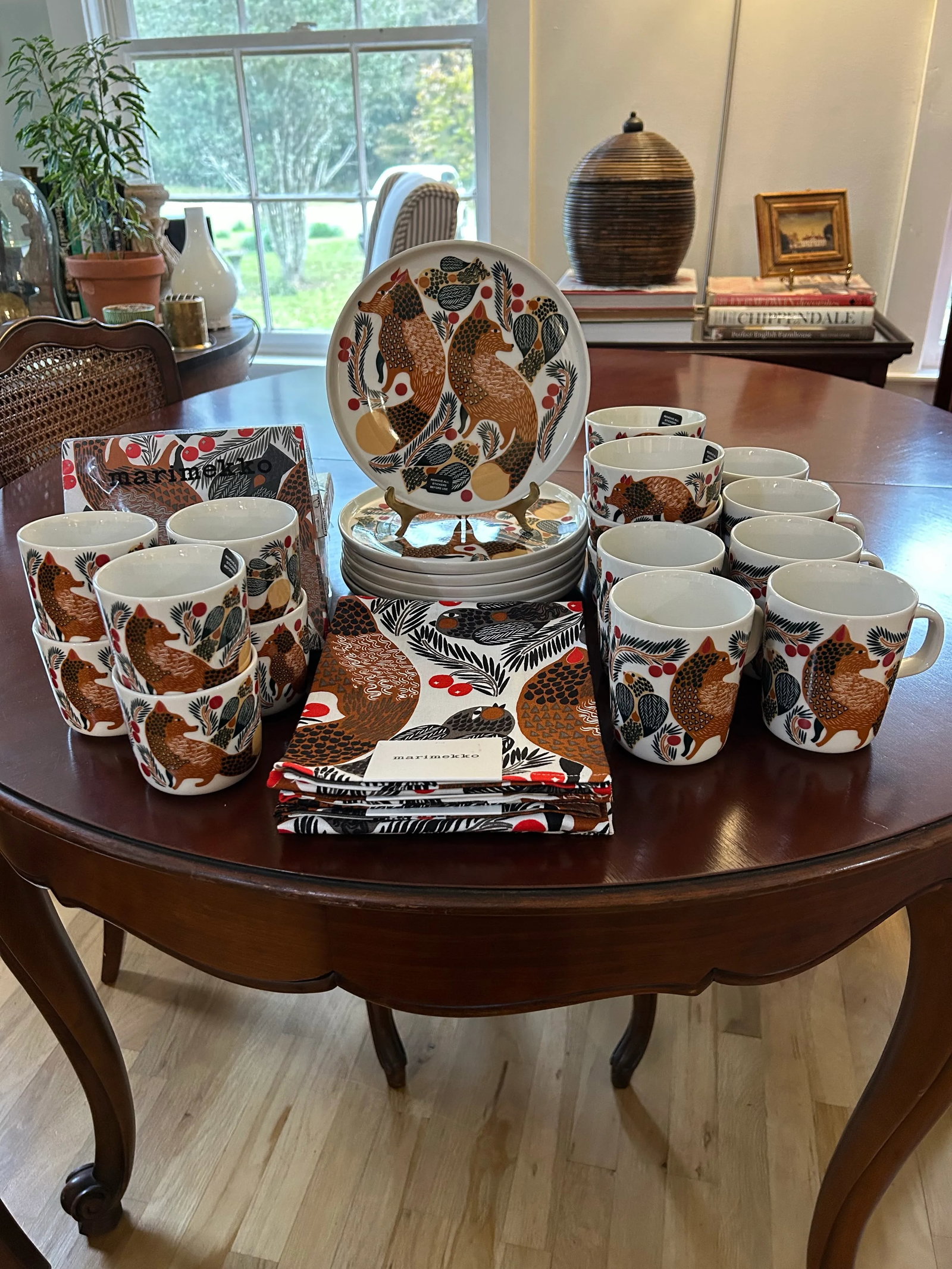 Marimekko Ovia Ketunmarja "Fox Berry" Luncheon Set for 6 - 32 Pieces - 4