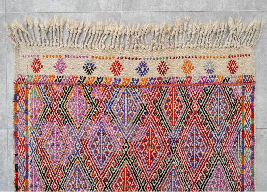 Vintage Hand Woven Kilim Rug. Turkish Jajim Wool Kilim Sofreh Deco Rug Embroidered - 3"²5"³ - 9
