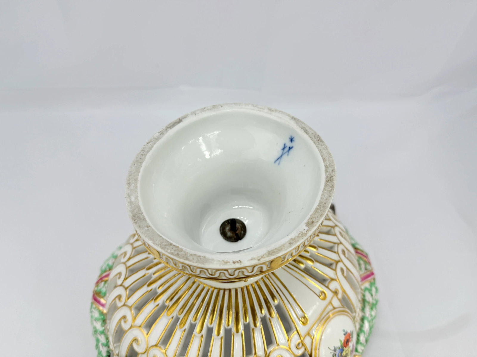 19th Century, Meissen Porcelain Ram's Head & Floral Centerpiece - 9