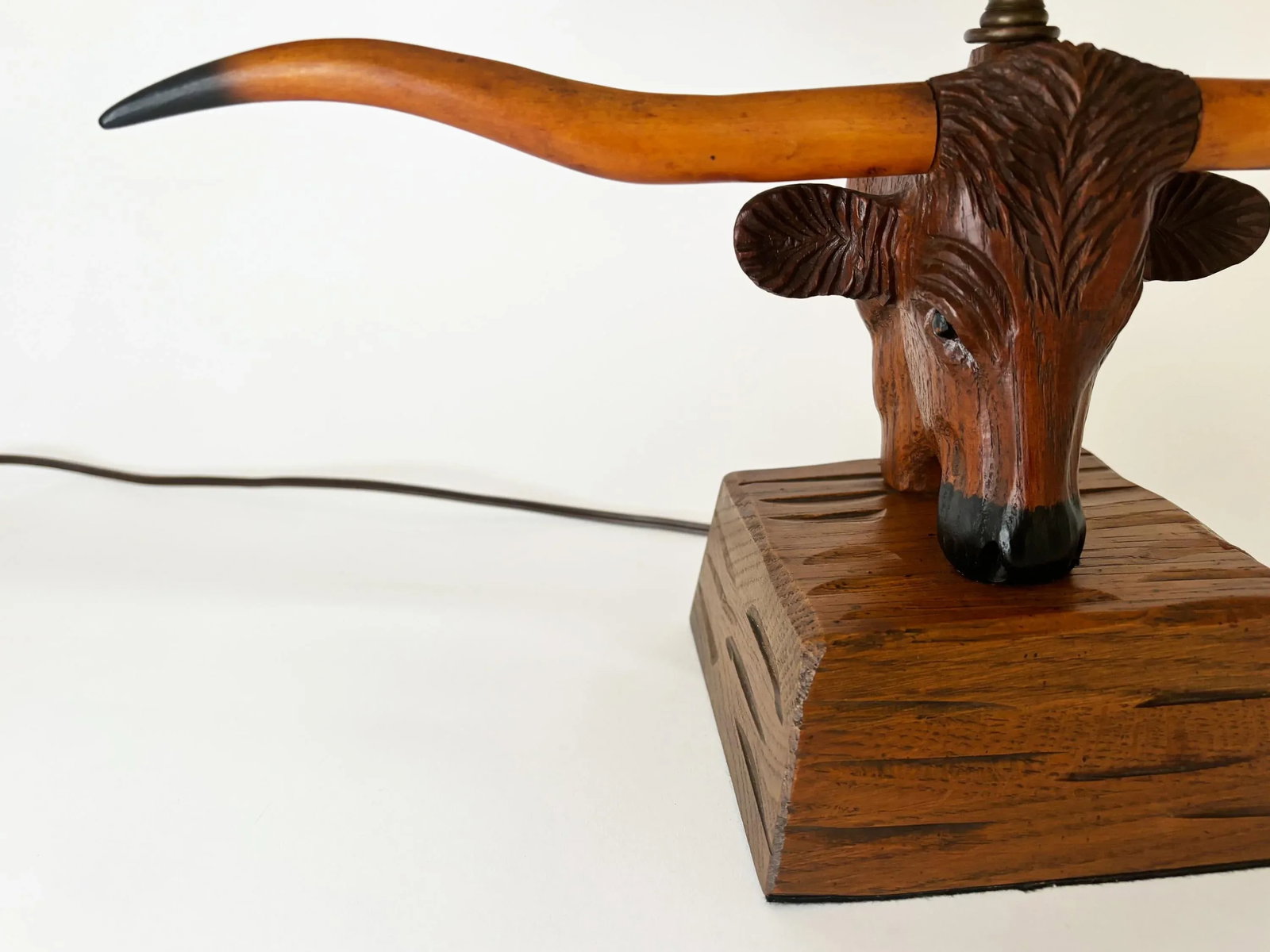 1950s Vintage A. Brandt Ranch Oak Longhorn Steer Table Lamp - 10