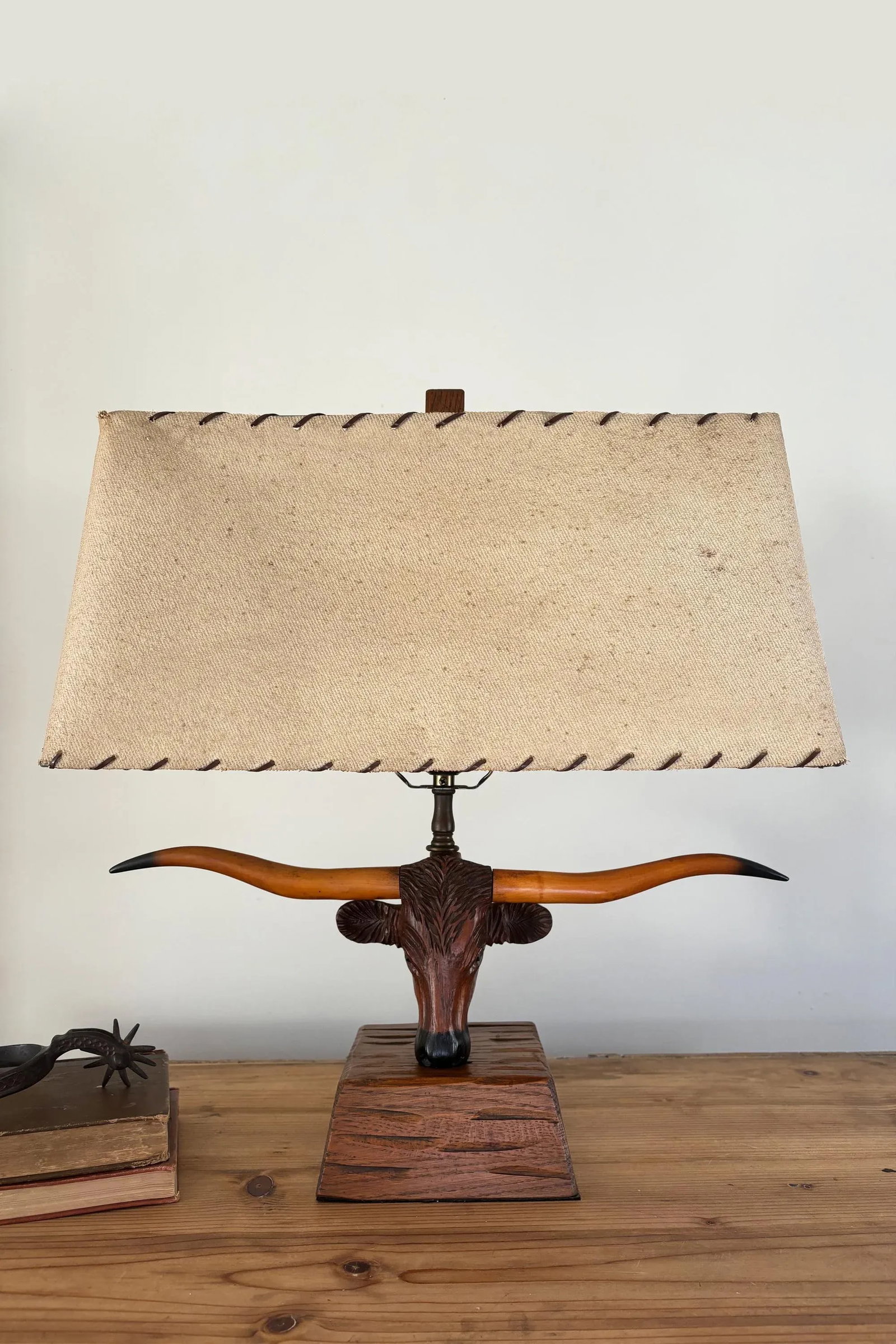 1950s Vintage A. Brandt Ranch Oak Longhorn Steer Table Lamp - 2