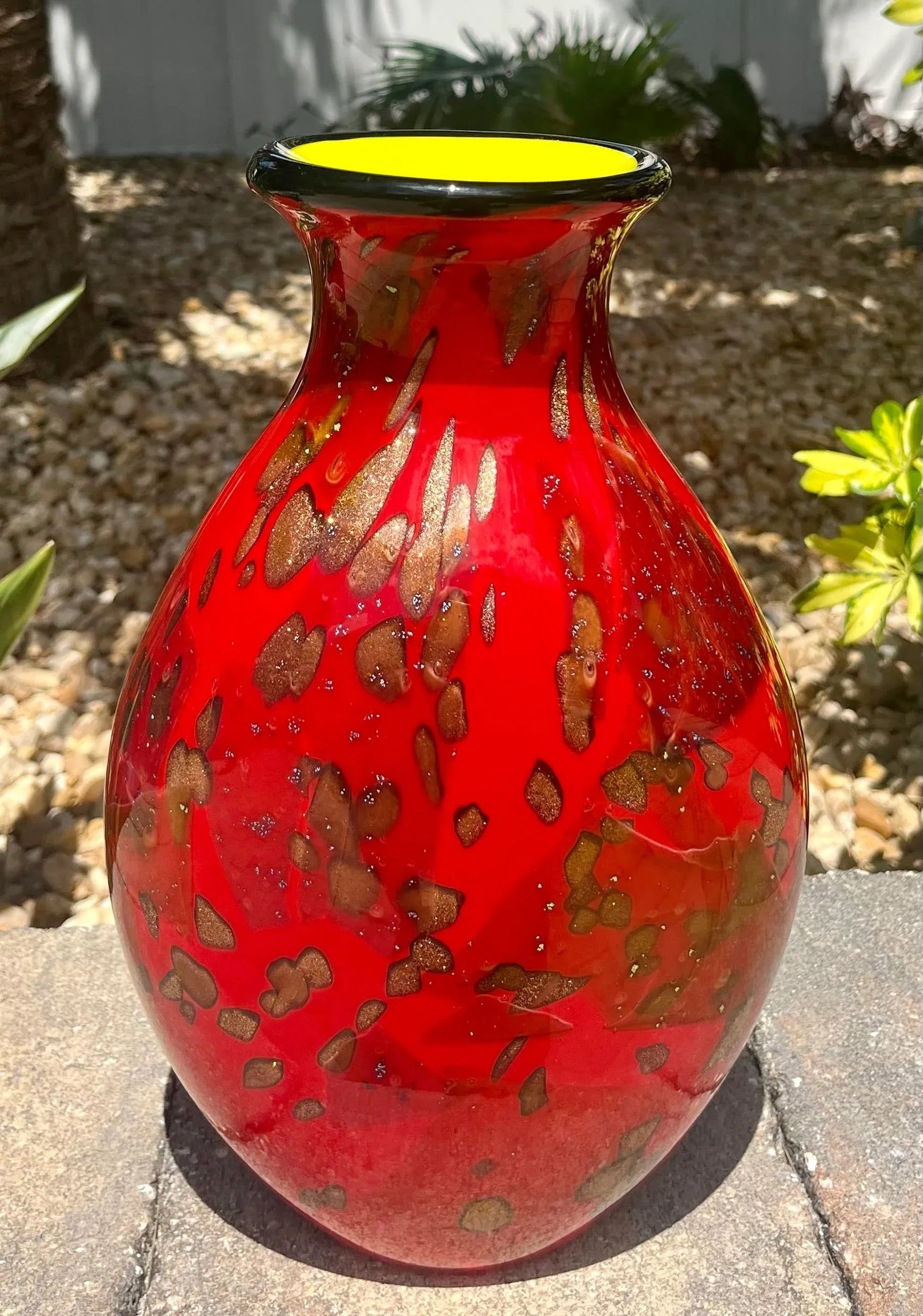 Late 20th Century Murano Red Art Glass Vase From Cristalleria d'Arte - 2