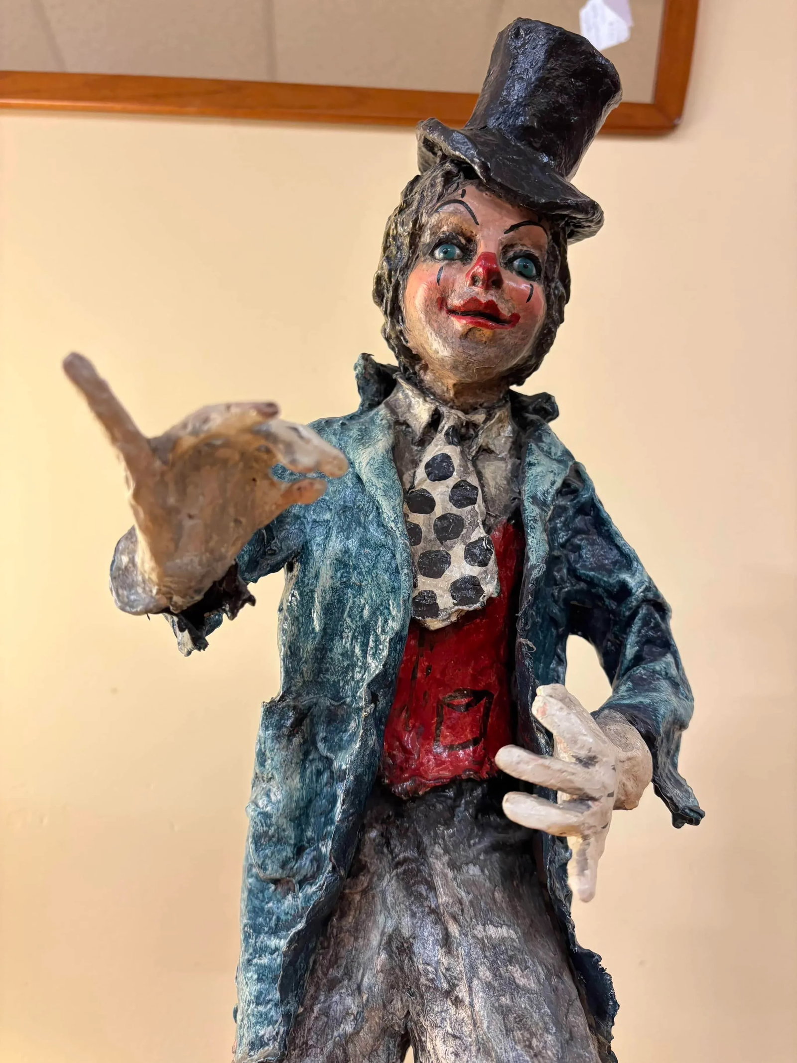 Whimsical Papier-Mâché Clown Figurines – Unique Handmade Art - 3