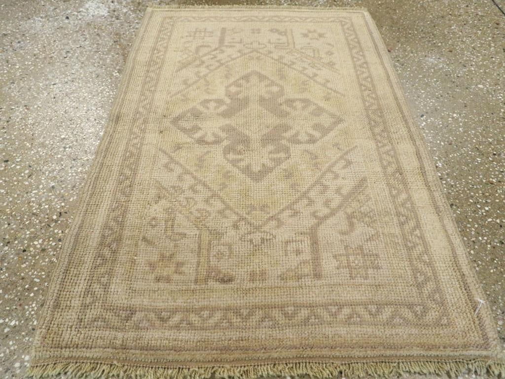 Galerie Shabab Collection Early 20th Century Turkish Oushak Throw Rug - 2