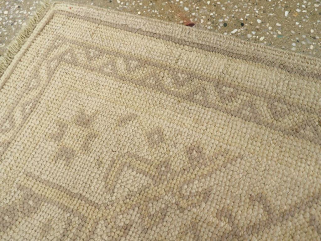 Galerie Shabab Collection Early 20th Century Turkish Oushak Throw Rug - 4