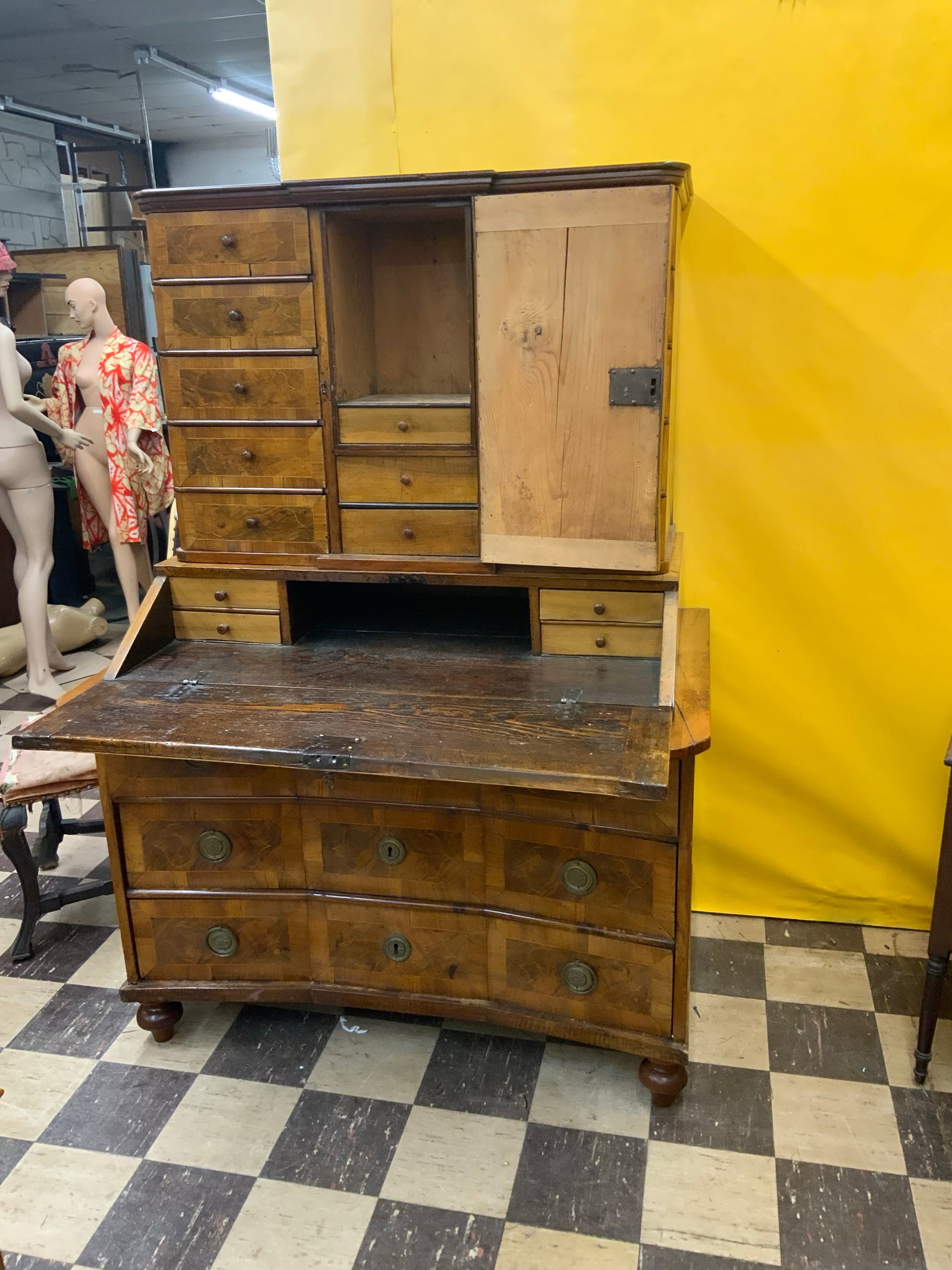 Mid 18th Baroque Century Period Walnut Fruit and Marquetry Secretary Desk - 7