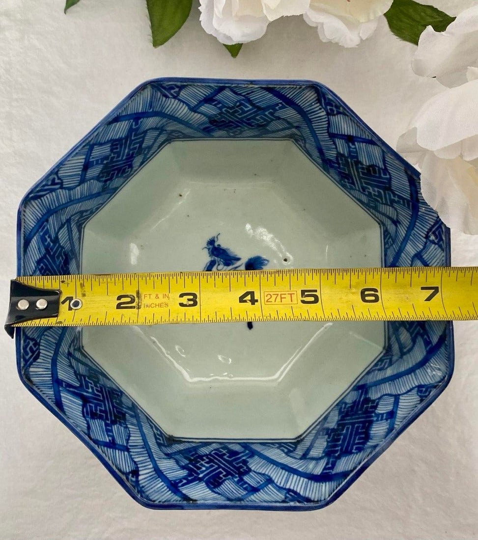 Chinese Blue & White Octagonal Porcelain Bowl With Qilin – Textile Pattern – 7" – - 10