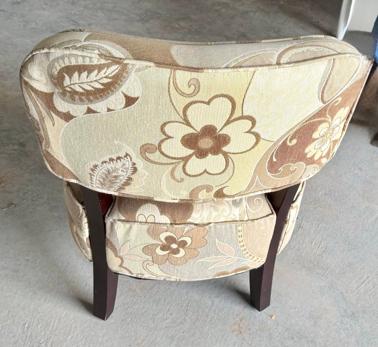 Raymour and Flanigan "Lilly" Slipper Chair - 8