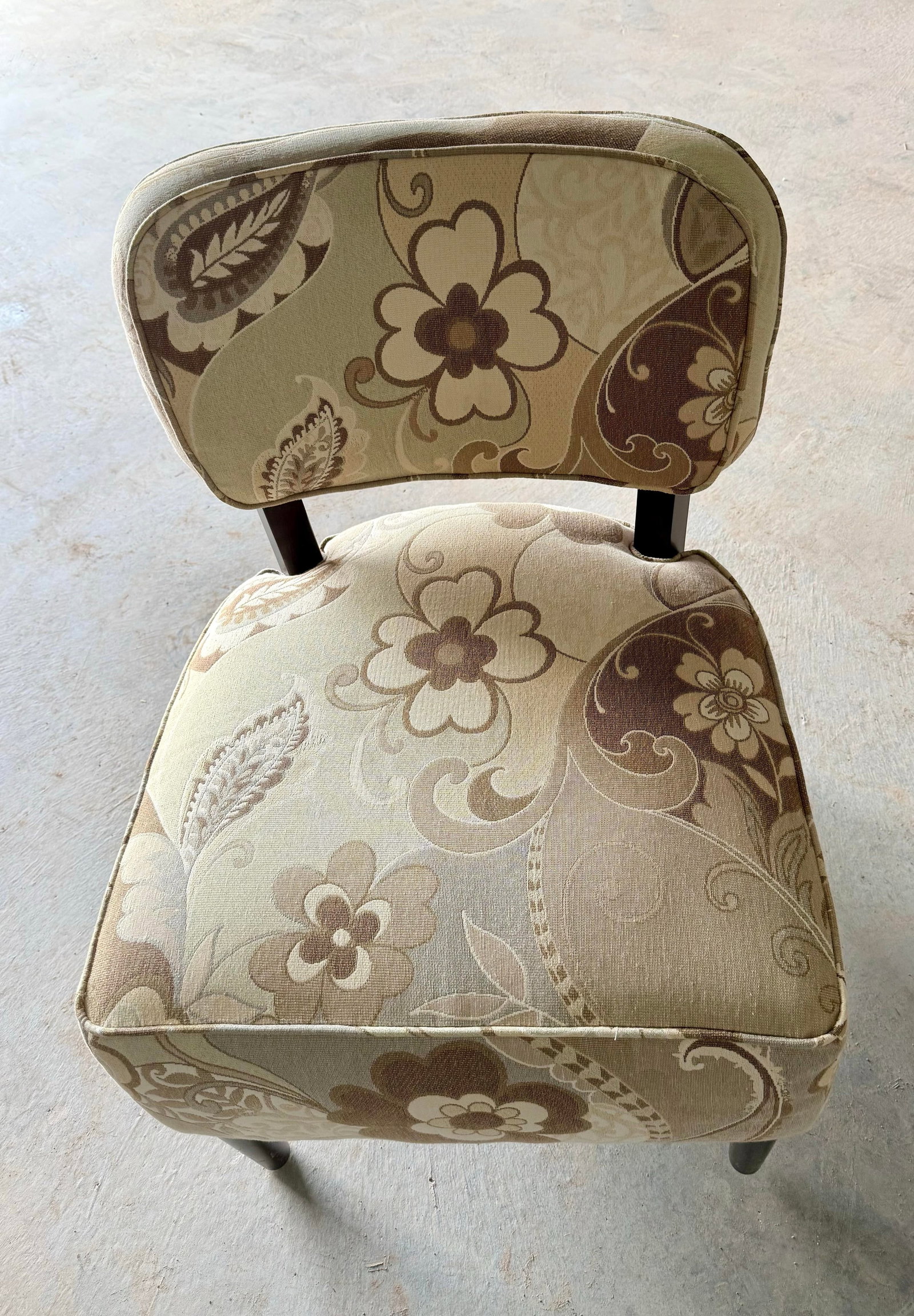 Raymour and Flanigan "Lilly" Slipper Chair - 9