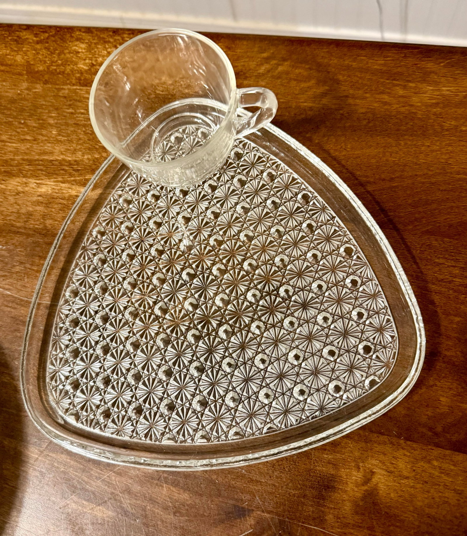 Indiana Glass Daisy and Button Pattern Snack Plates and Cups - Set of 7 - 9