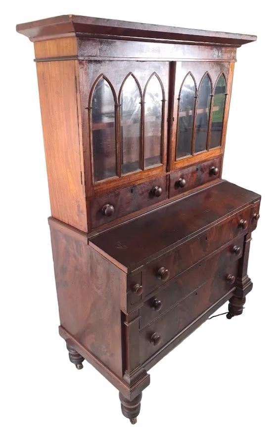 Antique American Federal Style Flame Mahogany Secretary-Bookcase Early 1800 - 3