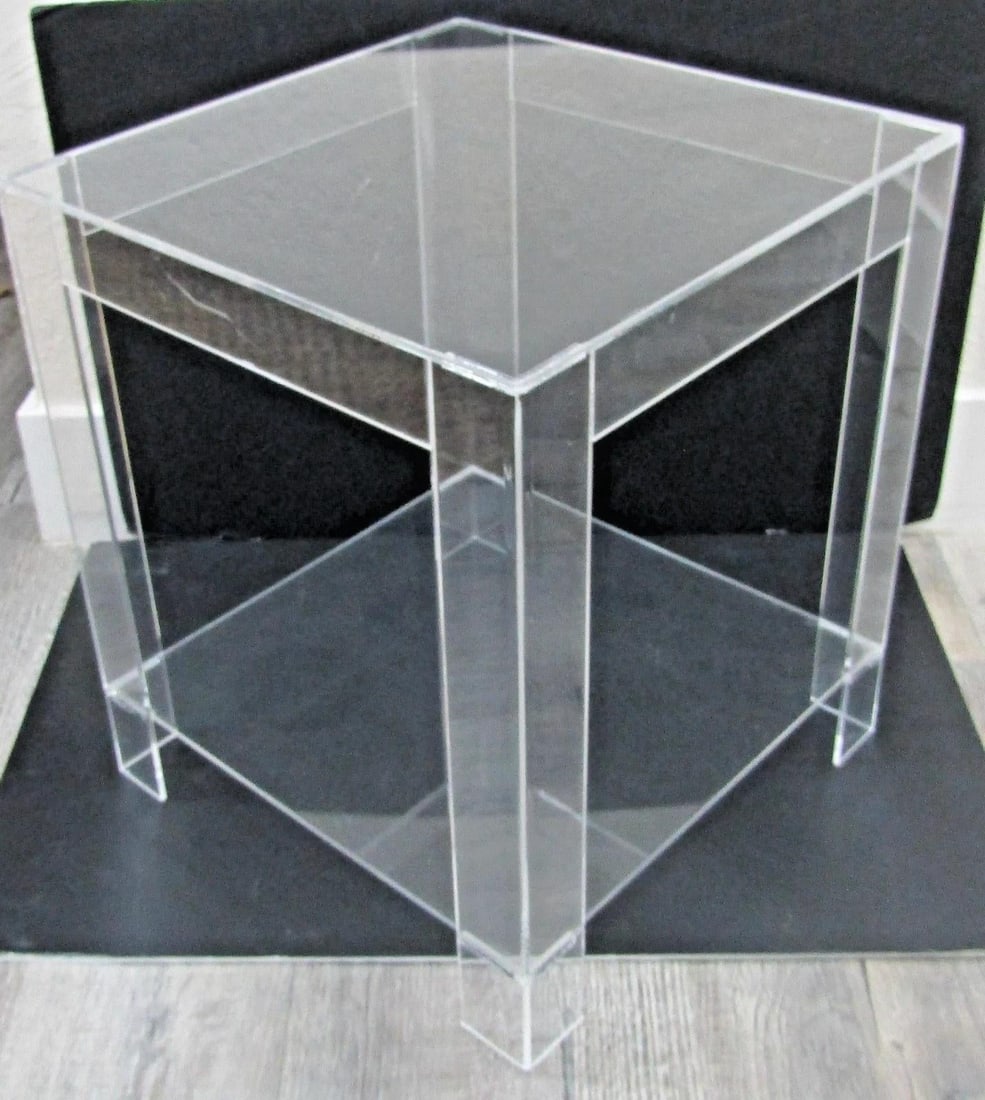 MCM Hollywood Regency Clear Lucite Acrylic Two-Tier Square Side Table - 3