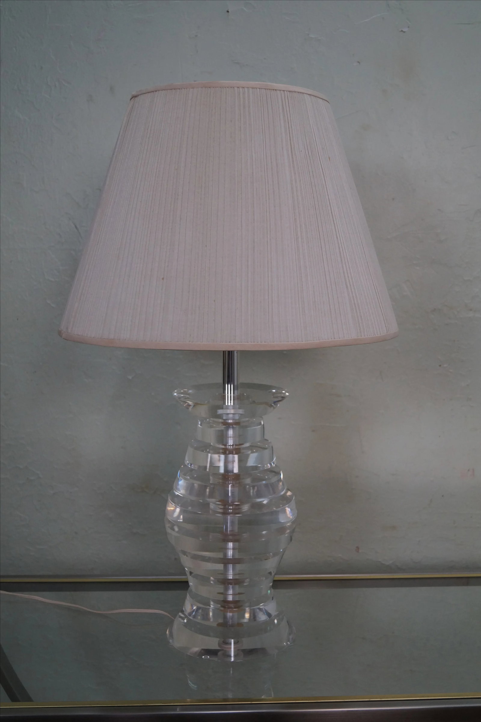 Mid-Century Modern Lucite Lamp by George Bullio - 3