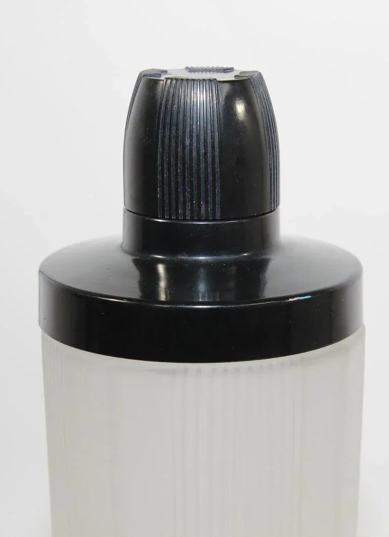 Circa 1930 Art Deco Frosted Glass and Bakelite Empire Cocktail Shaker - 8