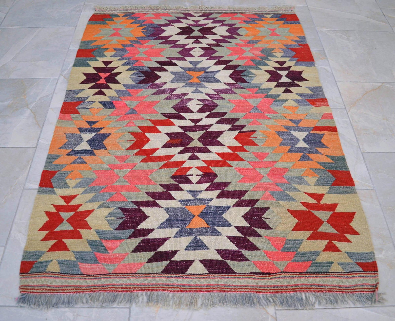 Handmade Turkish Kilim Rug Diamond Pattern Area Rug - 3'7" X 4'10" - 5