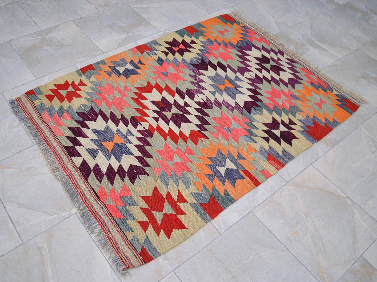 Handmade Turkish Kilim Rug Diamond Pattern Area Rug - 3'7" X 4'10" - 6