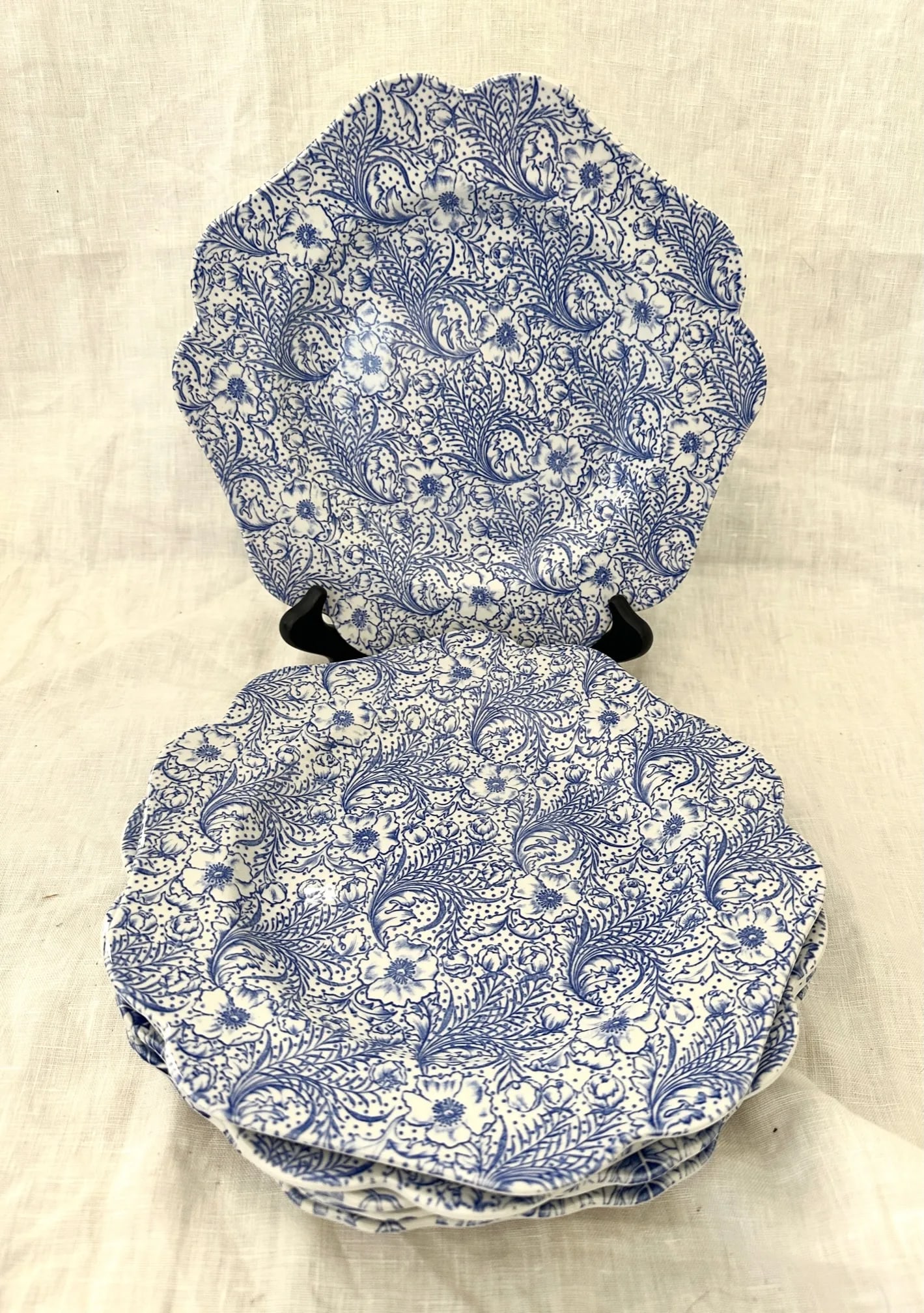 1990s Spode Blue & White Wild Rose/Grapes Luncheon Plates- Set of 6 - 4