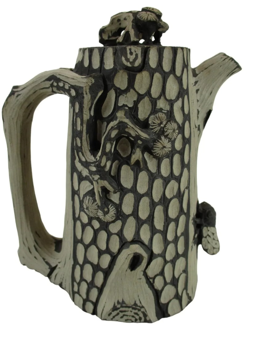 Vintage Chinese Yixing Zisha Handmade Pottery Segment Mud Clay Tree Trunk Bug Tea Pot - 2