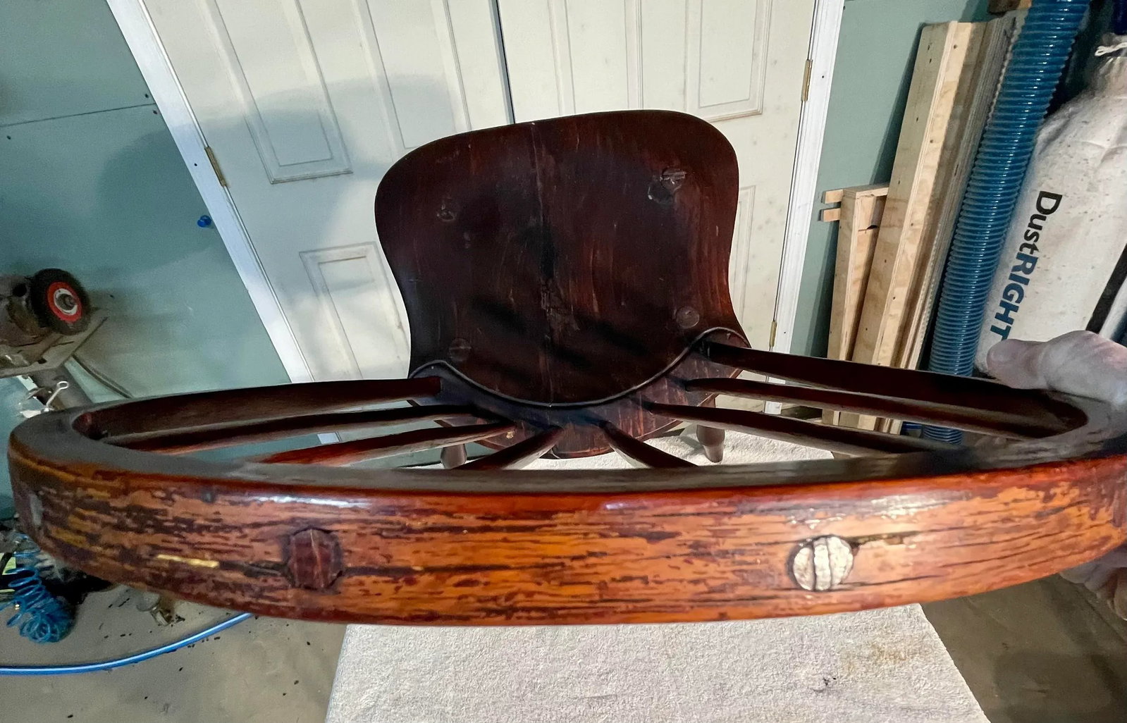 Antique Bow Back Windsor Chair - 5