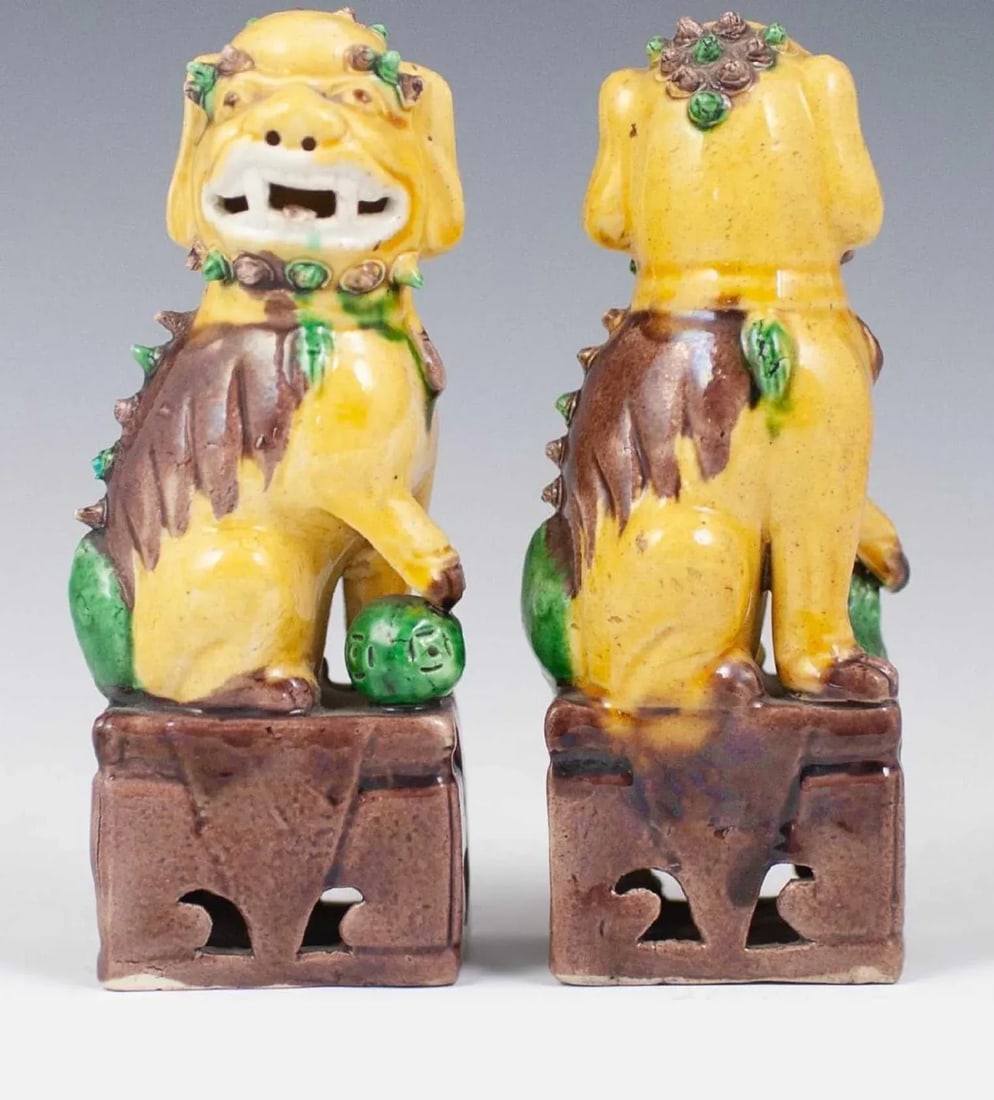 20th Century Chinese Sancai Glazed Porcelain Foo Dogs - a Pair - 5